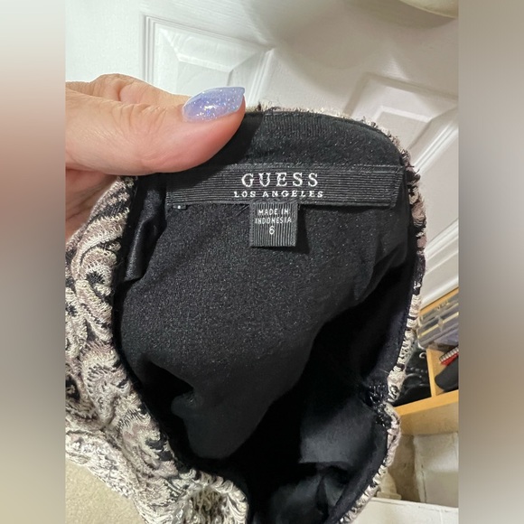 Guess beaded crystal embellished paisley Mini skirt NWT size 6 - Picture 4 of 16